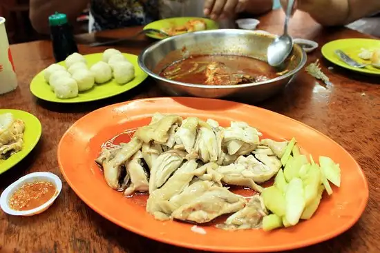 Hoe Kee Chicken Rice Ball