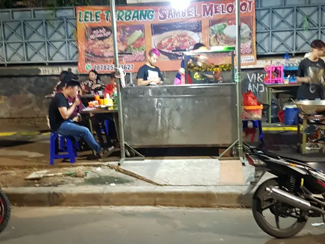 Gambar Makanan Lele Terbang Sambel Melotot 3