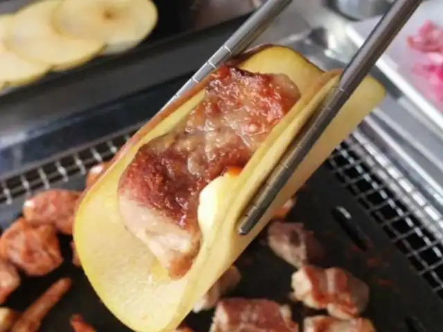 Apple Samgyupsal Taman Desa Food Photo 2