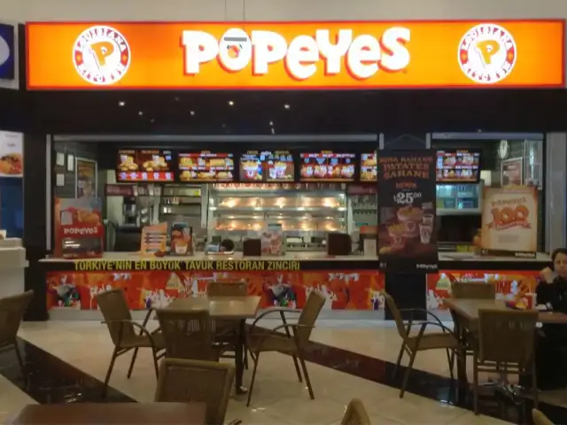 Popeyes'nin yemek ve ambiyans fotoğrafları 1