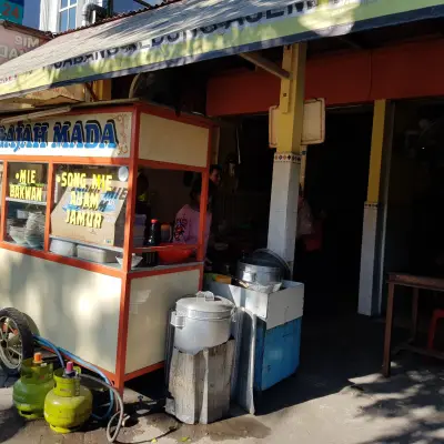 Mie Gajah Mada