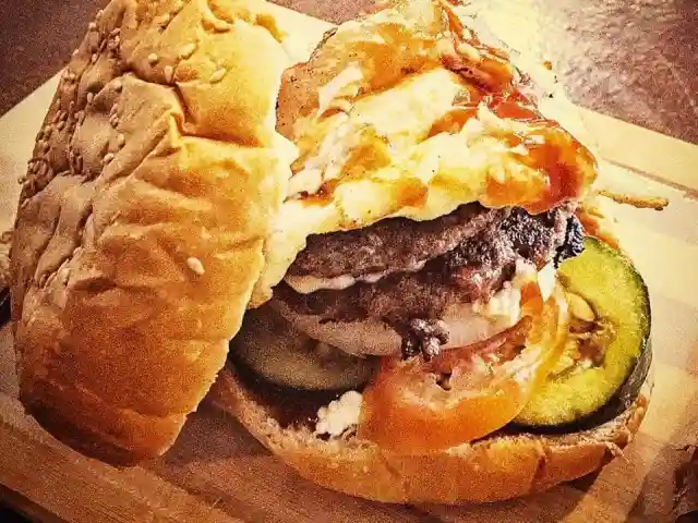Buns Burger Restaurant Food Photo 2