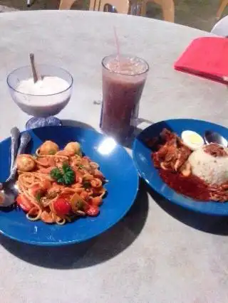 Aneka Rasa Nasi Lemak & Spaghetti Kedah