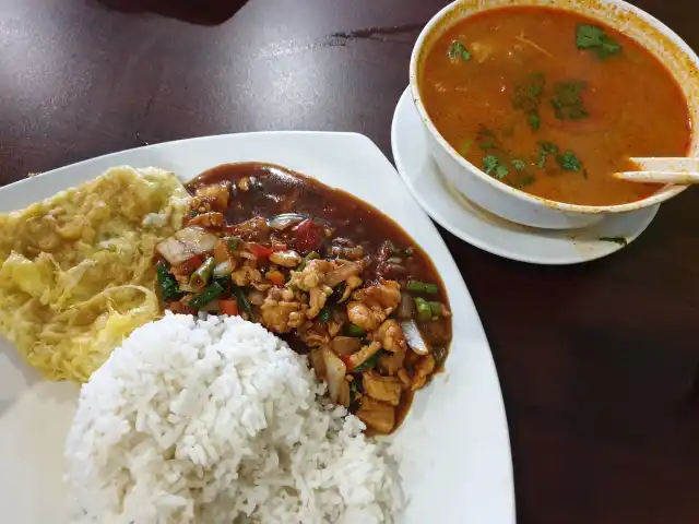 Nasrah Cafe Masakan Thai & Melayu