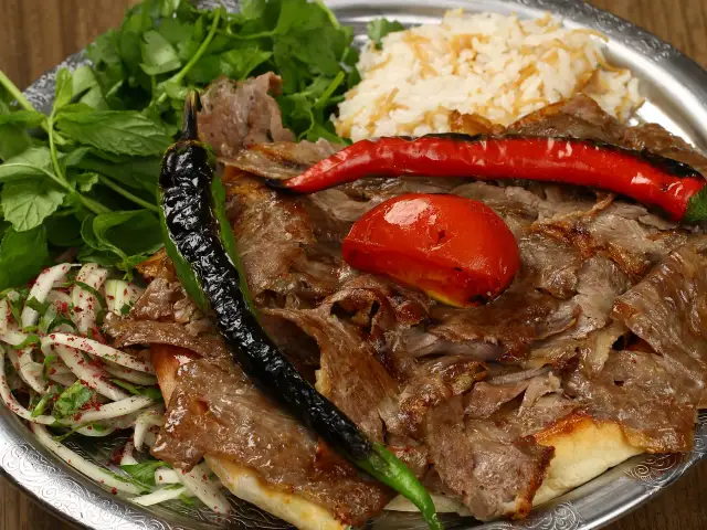 Naz Mutfak & Döner & Köfte'nin yemek ve ambiyans fotoğrafları 1