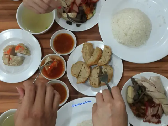 Gambar Makanan Apollo Hainanese Chicken Rice 16