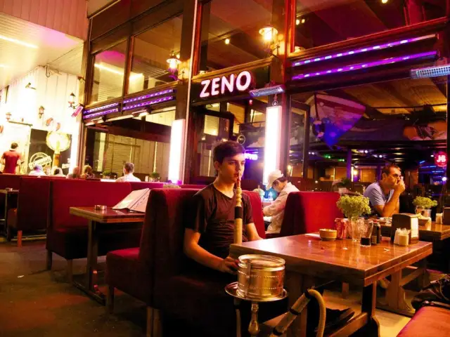 Zeno Cafe'nin yemek ve ambiyans fotoğrafları 2