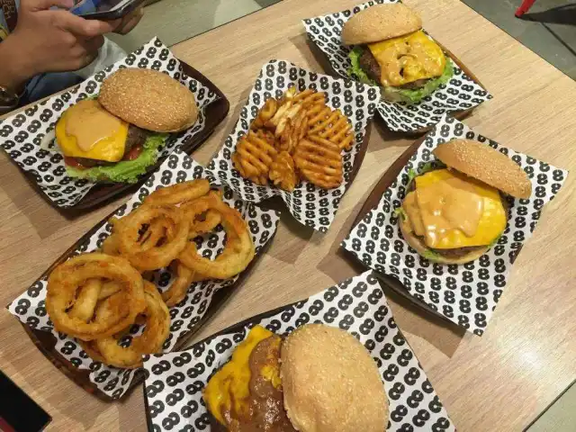 8 Cuts Burger Blends Food Photo 9