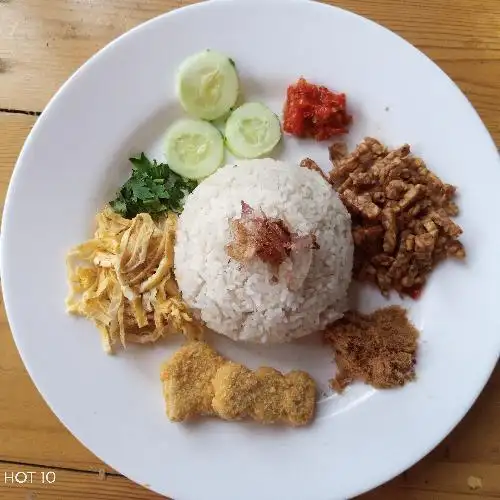 Gambar Makanan Dapoer Nasi Kuning Yu Nanik  15