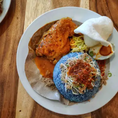 Nasi Kerabu Meksom