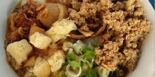 Bubur Ayam Nasi Tim Depan Unsoed, Purwokerto