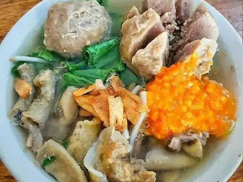 Bakso Kotak Niken, Renon