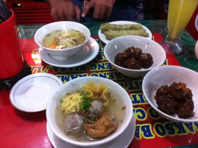 Gambar Makanan Bakso Bakar Pahlawan Trip 3