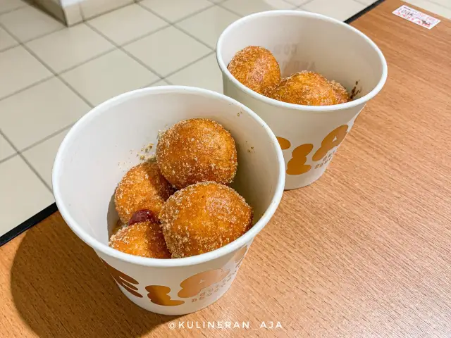 Gambar Makanan Ela! Greek Doughnuts 1