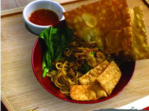 Mie Ayam Asik (by. WaWa), Jl. Srijaya Negara Dpn SmaN 1