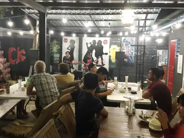 Gambar Makanan Cafe Kuta 4