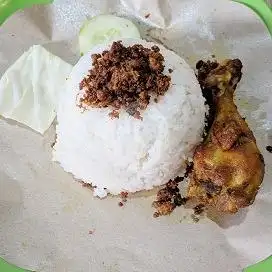 Gambar Makanan Ayam Goreng Surasama, Suryanata 2