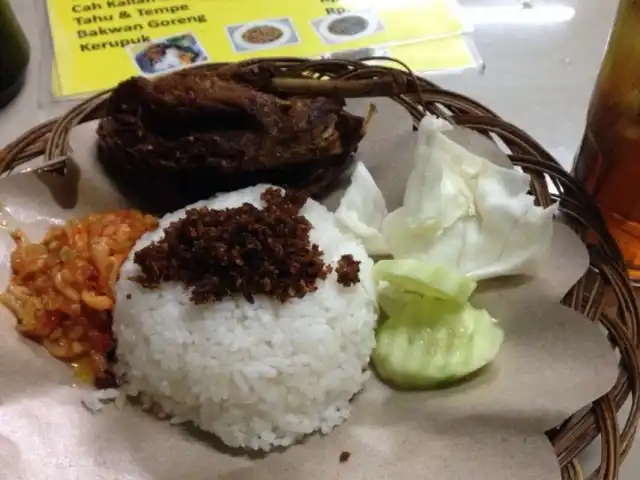 Gambar Makanan Nasi Bebek Sinjay 9