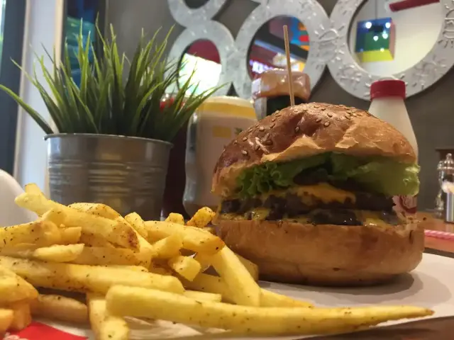 Burger Joint'nin yemek ve ambiyans fotoğrafları 21