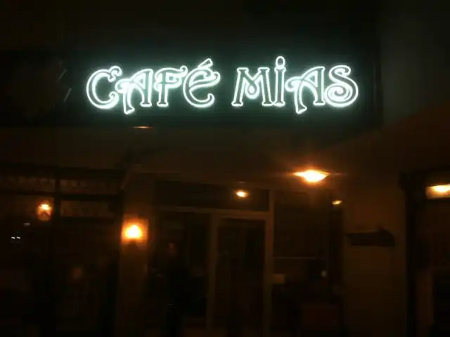 Cafe Mias