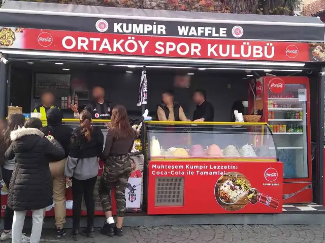 Ortaköy Spor Kulübü Kumpir Waffle'nin yemek ve ambiyans fotoğrafları 3
