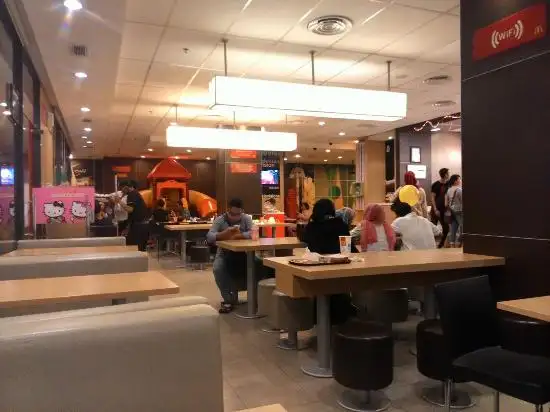 Gambar Makanan McDonald's 9