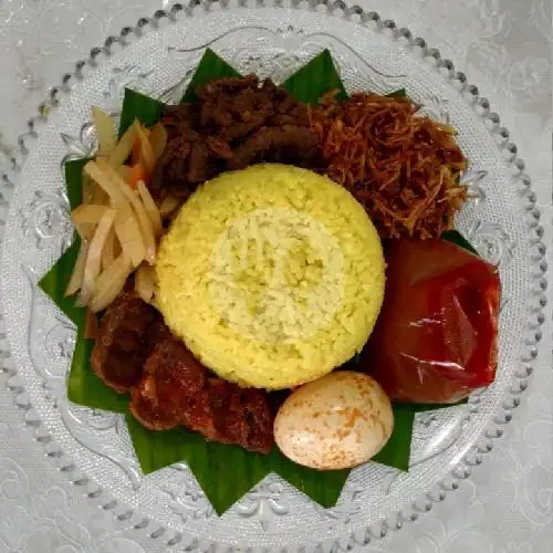 Gambar Makanan Nasi Kuning Luwuk Mama Ika, Aroepala 12