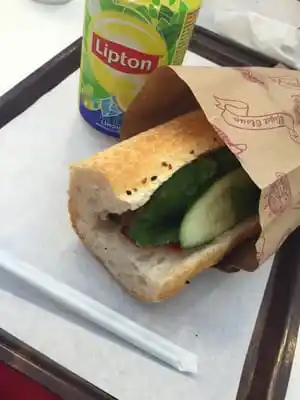 T Sandwich &amp; Salad'nin yemek ve ambiyans fotoğrafları 1