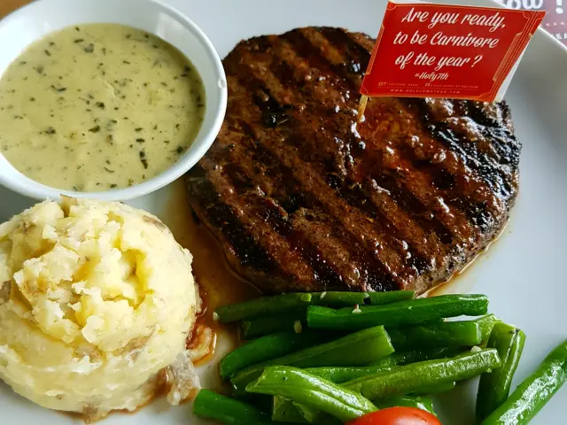 Gambar Makanan SteakHotelbyHolycow! 10