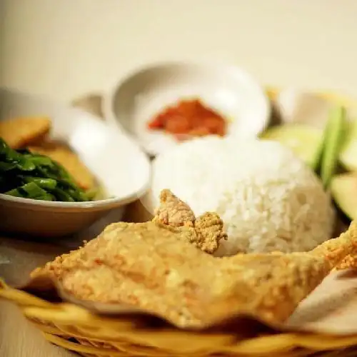 Gambar Makanan RM Ayam Goreng PAK IS 3