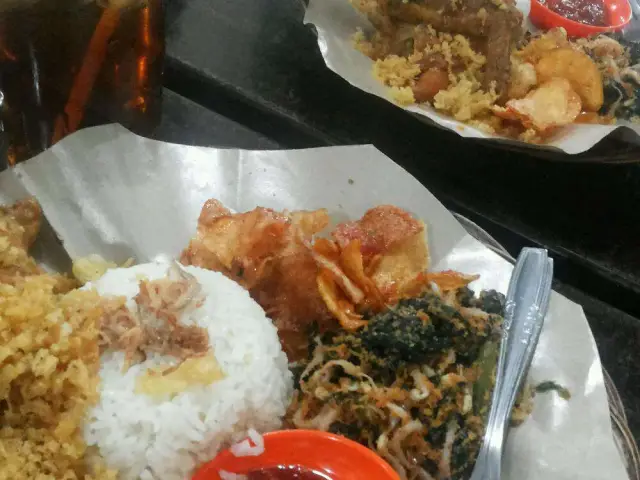 Gambar Makanan Ayam Penyet Jakarta 6