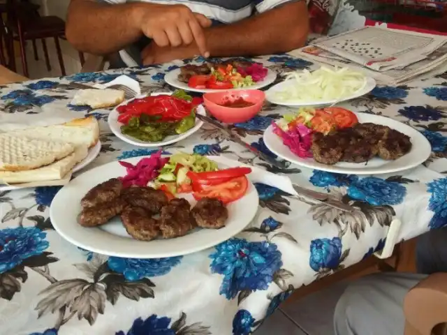 Poyraz Izgara'nin yemek ve ambiyans fotoğrafları 3