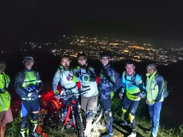 Gambar Makanan Base Camp MTB "Warung Mang Ade" Puncak 5