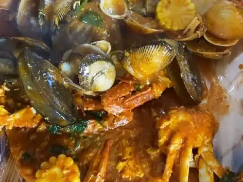 Seafood Bersepah, Grand Niaga Mas