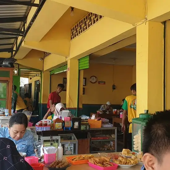 Gambar Makanan Soto Segeer Mbok Giyem 2