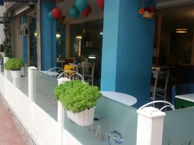 E Mirella Cafe'nin yemek ve ambiyans fotoğrafları 5