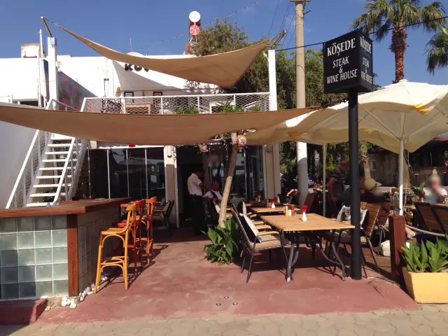 Köşede Steak & Wine House'nin yemek ve ambiyans fotoğrafları 3