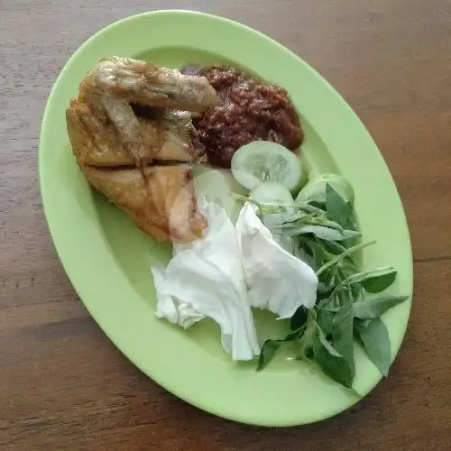 Gambar Makanan Pecel Lele Cak Jun, Bintaro 1