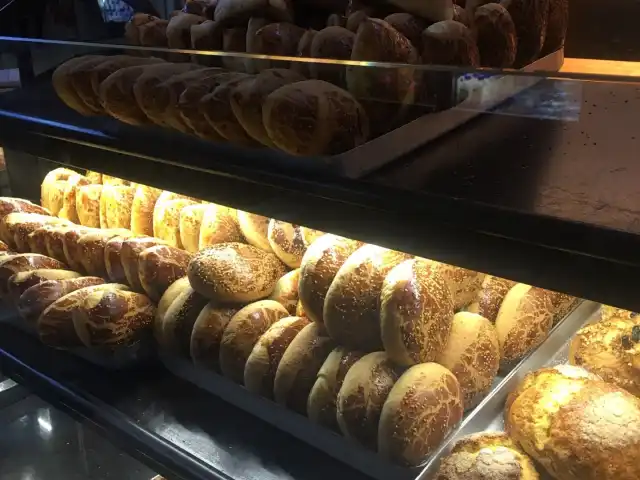 İzmir Ekmek Ve Unlu Mamülleri'nin yemek ve ambiyans fotoğrafları 20
