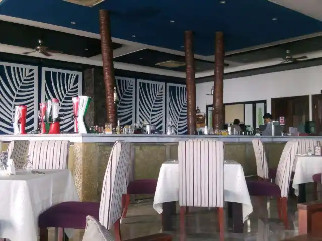 Gambar Makanan The Beach Cafe - Klapa Resort 3