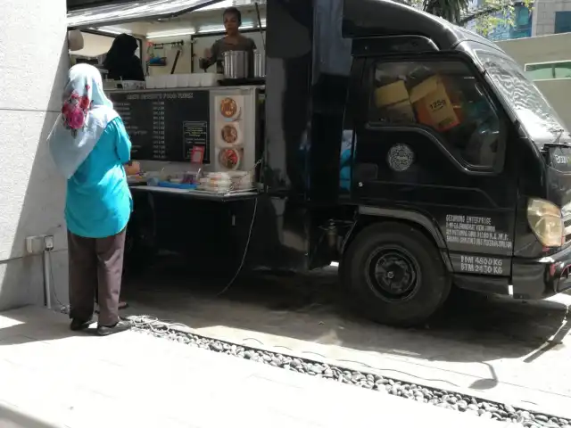 Trak Makanan Menara SSM Food Photo 3