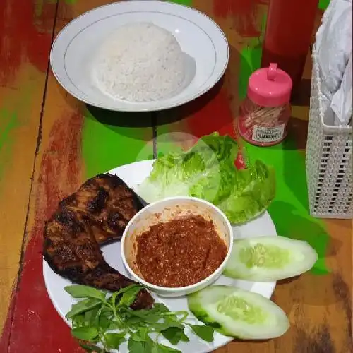 Gambar Makanan Warung Sunda Parahyanang, Jl.Raya Andono ubud 9