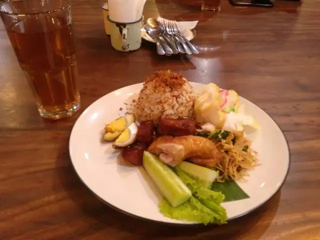 Gambar Makanan Warung Entjiem Lauw'Tan 7