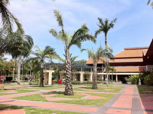 Gambar Makanan By The Water - The Westin Resort 4