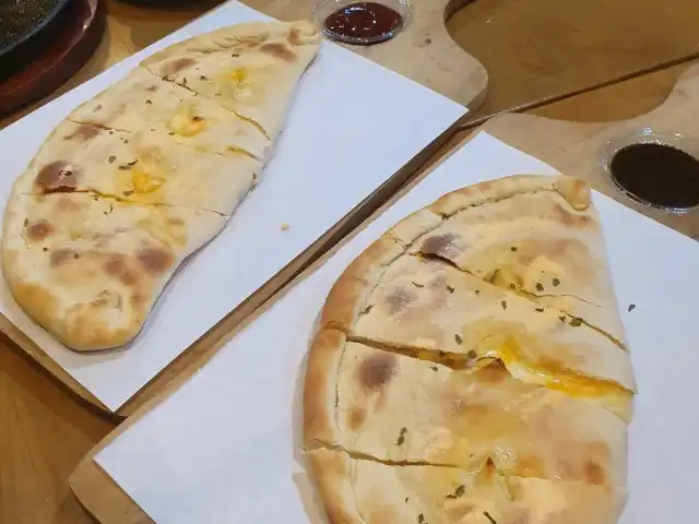 Master Cheese Pizza