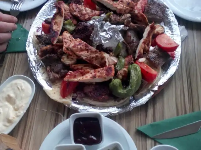 Bağ Bahçe Izgara Cafe'nin yemek ve ambiyans fotoğrafları 6