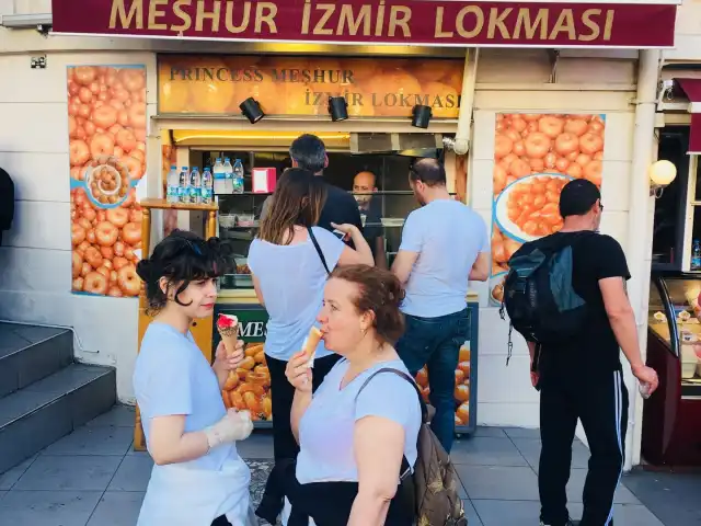 Princess Meşhur İzmir Lokması'nin yemek ve ambiyans fotoğrafları 3