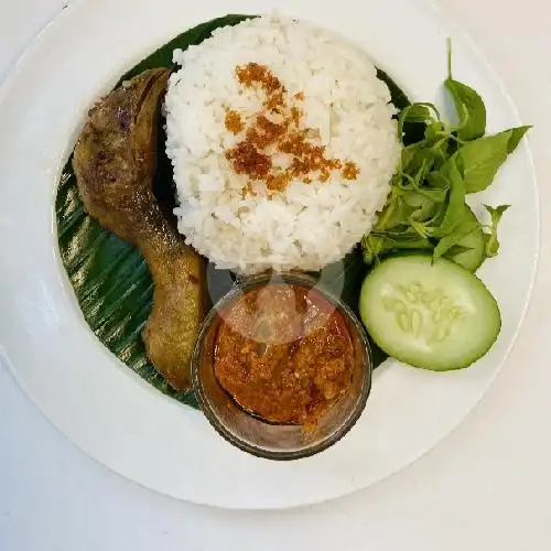 Gambar Makanan Lesehan Ayam Dan Lele Goreng MBOKNE FADHIL, Bantul 9
