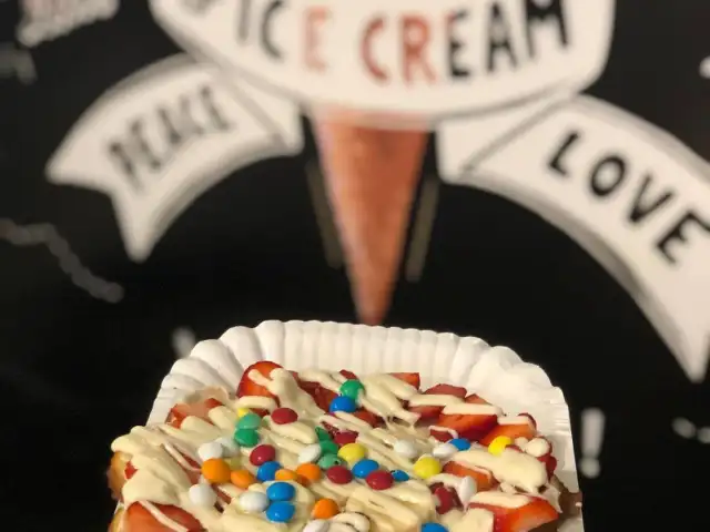 Hugs Ice Cream'nin yemek ve ambiyans fotoğrafları 2
