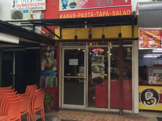 Babaganoush Shawarma Cafe